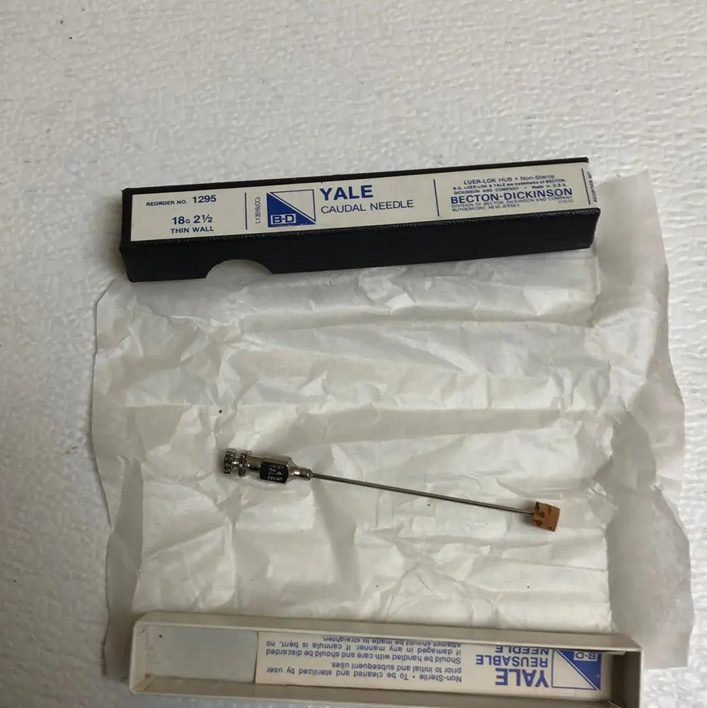 
                  
                    B-D Yale Caudal Needle 18 G x 2 1/2
                  
                