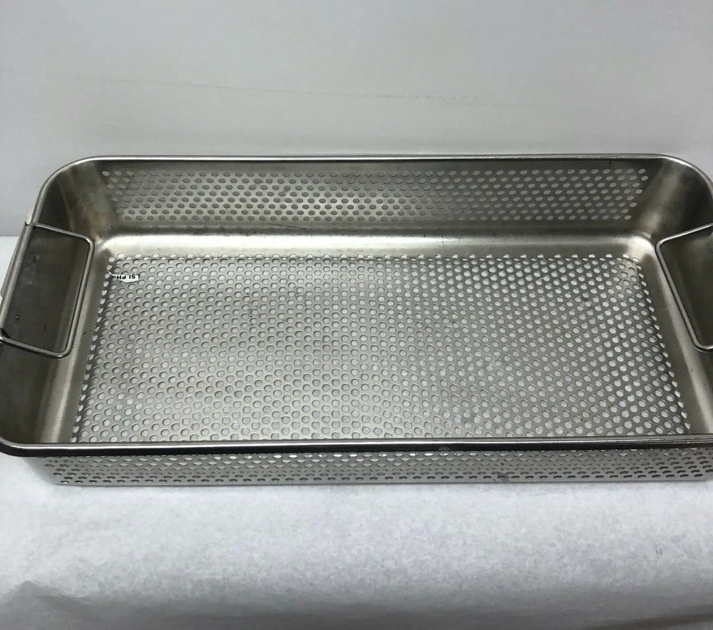 
                  
                    Unbranded Steel Tray (L: 21 1/4 in. W: 10 in. H: 3 1/2 in.) | KMCE-196
                  
                